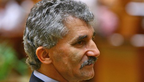 Oltean (PDL) vrea o lege a presei online. S-a săturat de înjurături