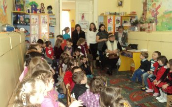 Grădiniţa 9 Botoşani: Spectacol dedicat …