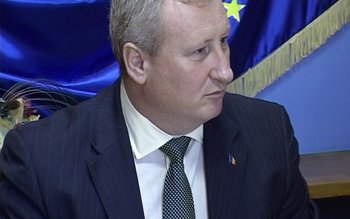 Cristian Roman nu dă funcția …