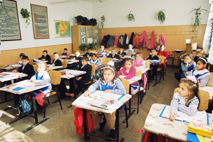 Judeţul Botoşani este fruntaş la înscrierile în clasa pregătitoare