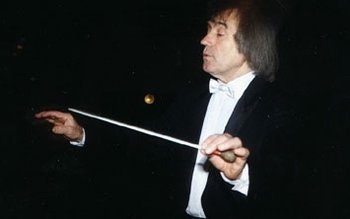 Concert simfonic sub bagheta lui …