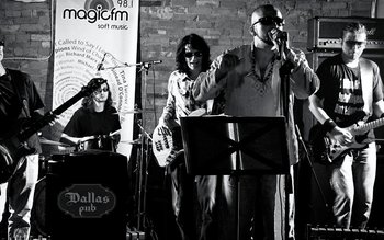 Astăzi la Dallas Pub - …