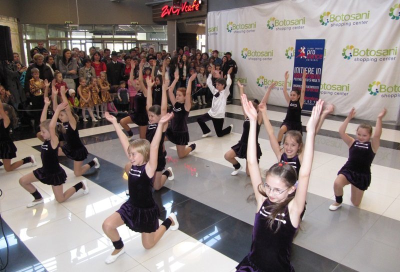 Pro Dance [FOTO]: „Bucurii de primăvară” la Sopping City Botoşani [FOTO]