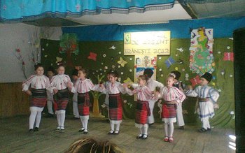 Ibănești – Festivalul „Ghiocelul de …