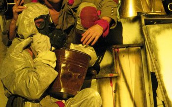 Teatrul Mihai Eminescu: Vezi ce …