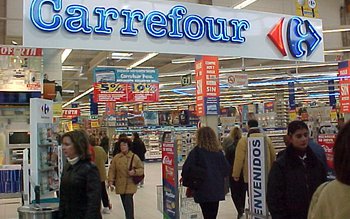 Carrefour: De Sărbatori, mai multe …