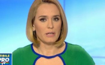 Andreea Esca şi Crina Abrudan …