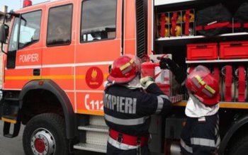 Misiune grea pentru pompieri: 9 …