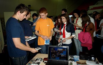 Ofertă educaţională variată la Târgul …