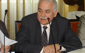 Florin Egner obligat de asociaţie …