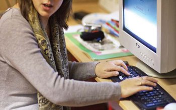 Olimpicii la informatică vor face …