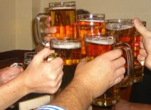 Microbiştii botoşăneni au primit bere …