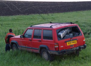 Zeci de focuri de armă …