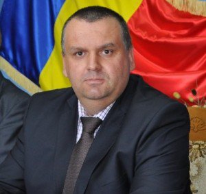 Comisia privind combaterea evaziunii fiscale desfiinţată de prefectul Adrian Constantinescu