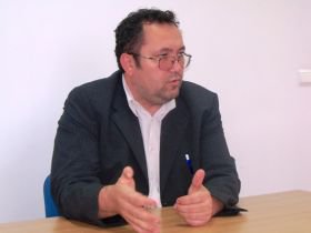 Sidicatele din învăţământul local cer …