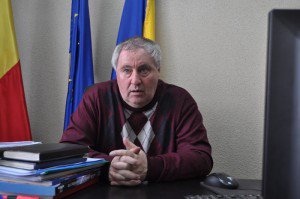 Primarul oraşului Bucecea vrea să extindă reţelele de canalizare şi gaz metan