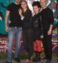 Studenţii- actori din Bucureşti, în …