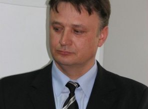 Directorul adjunct al Direcţiei Sanitar …