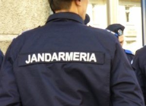 Jandarmii asigură protecţia şi ordinea …