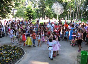 Surprize şi voie bună la …