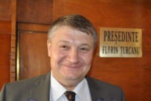 Florin Ţurcanu: Vreau mobilier nou …