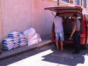 Zahăr pentru piaţa neagră confiscat de poliţiştii de frontieră