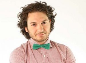 Florin Dumitrescu, ajutat la cratiţă …