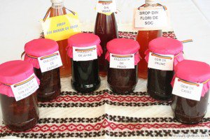 Expoziţie de dulceţuri tradiţionale realizată …