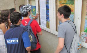 Vezi rezultatele la Evaluarea Naţională …