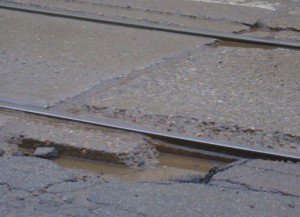 Primăria Botoşani va aloca 70.000 de lei pentru reabilitarea liniei de tramvai