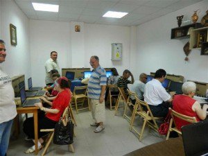 Proiectul pentru pregătirea nevăzătorilor a slabvăzătorilor în utilizarea calculatorului, desfăşurat la Botoşani
