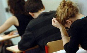 Peste 130 de cadre didactice susţin astăzi examenul de definitivat