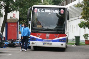 Lotul echipei FC Botoşani a plecat astăzi în cantonament la Câmpulung