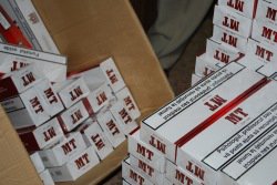8.000 de ţigarete de contrabandă …