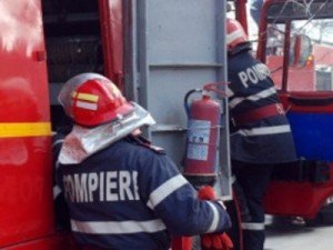 Incendiu produs duminică la un apartament de pe strada Ion Pillat