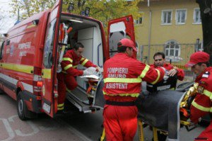 Conducătorii auto rugaţi să poarte, astăzi, haine albe şi panglici la maşini. Vezi care este motivul!