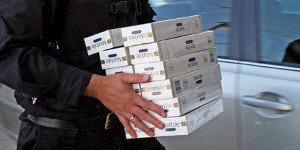 480 pachete de țigări confiscate de polițiști, de la o dorohoiancă