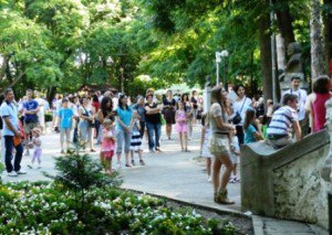 Astăzi „Cheia Sol” invită botoșănenii …