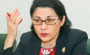 Ecaterina Andronescu: “Nu trebuie daţi …