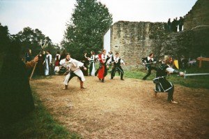 Dănilă Prepeleac în regia lui Valentin Dobrescu susținut de Teatrul Vasilache Botosani pe scena Festivalului de Artă Medievală “Ştefan cel Mare” – 2012