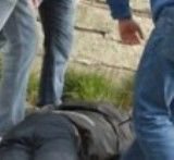 Tânăr tâlhărit de doi necunoscuţi …