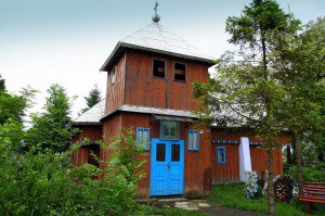 Biserică - monument istoric restaurată la Cândeşti de judecătoarea CCR, Aspazia Cojocaru