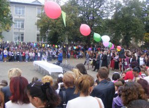 Jandarmii botoșăneni alături de elevi …