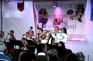 Duminică, Festivalului Mărului organizat de …