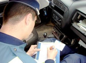 Conducători auto cercetați de către …