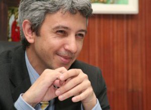 Diaconescu susţine din nou că …