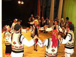 Începe a II a ediție a Festivalului Național de folclor „Cântece dintotdeauna” Botoșani