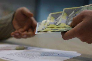 Lista beneficiarilor de “Bani de …