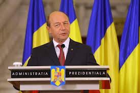 Bacul Profesional, întors în Parlament. Traian Băsescu cere reexaminarea legii