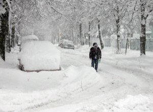 Meteorologii avertizează: Vine o iarnă …